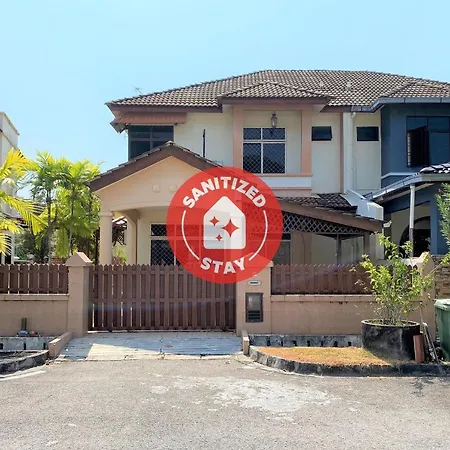 Oyo Home 90199 Homely&Cozy House
